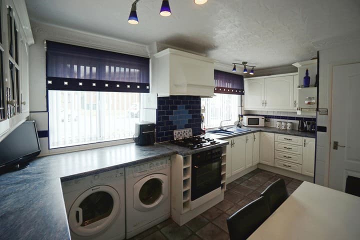 3 bedrooms house for sale in Tipton, United Kingdom - Image 3