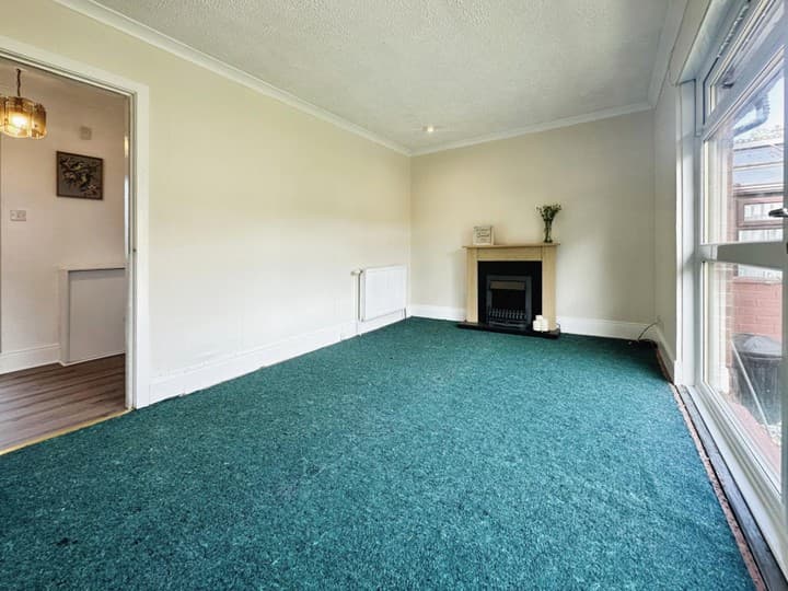 1 bedroom house for sale in Paisley, United Kingdom - Image 7