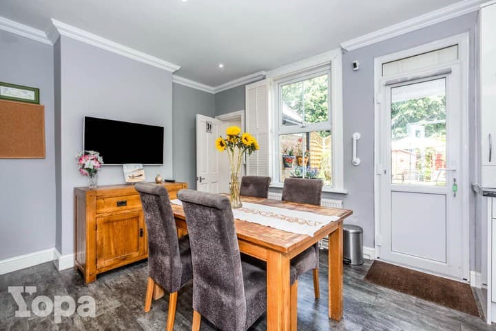 2 bedrooms house for sale in Wellingborough, United Kingdom - Image 8