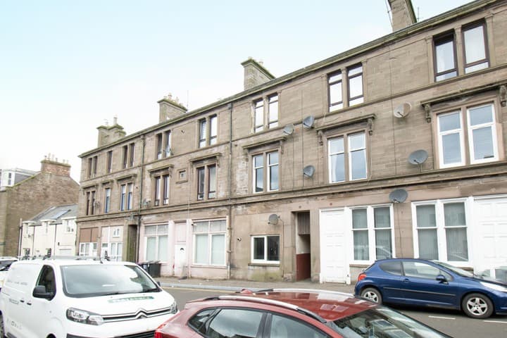 1 bedroom apartment for sale in Montrose, United Kingdom - Image 2