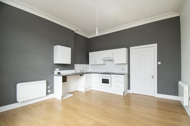 1 bedroom apartment for sale in Montrose, United Kingdom - Image 6