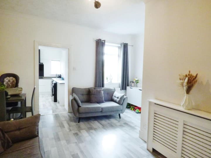 2 bedrooms apartment for sale in Lochgelly, United Kingdom - Image 6