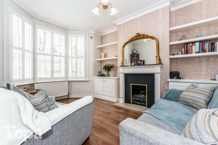 2 bedrooms house for sale in Wellingborough, United Kingdom - Image 2