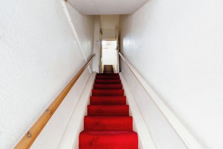 1 bedroom apartment for sale in Morecambe, United Kingdom - Image 3