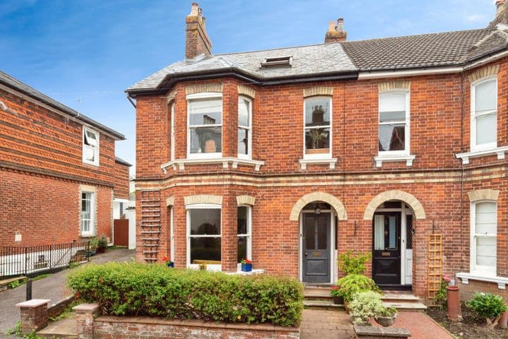 4 bedrooms house for sale in Tunbridge Wells, United Kingdom - Image 2