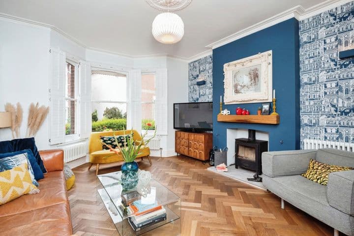 4 bedrooms house for sale in Tunbridge Wells, United Kingdom - Image 3