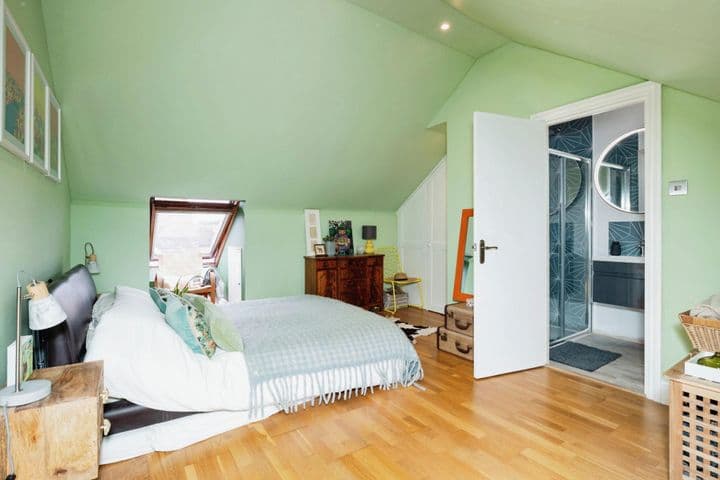 4 bedrooms house for sale in Tunbridge Wells, United Kingdom - Image 12