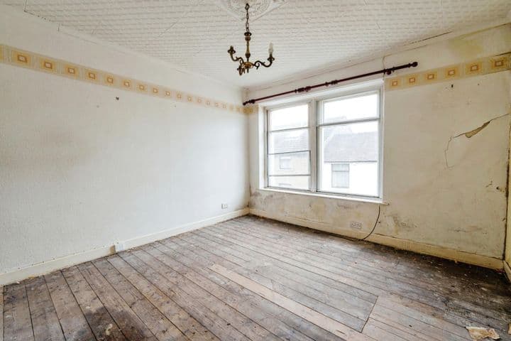 1 bedroom apartment for sale in Morecambe, United Kingdom - Image 7