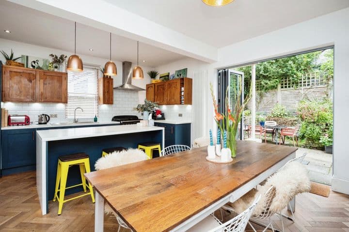 4 bedrooms house for sale in Tunbridge Wells, United Kingdom - Image 11