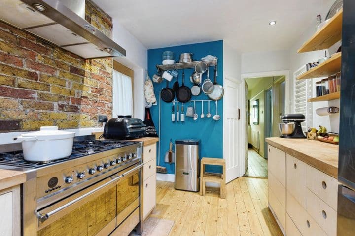 5 bedrooms house for sale in Canterbury, United Kingdom - Image 9