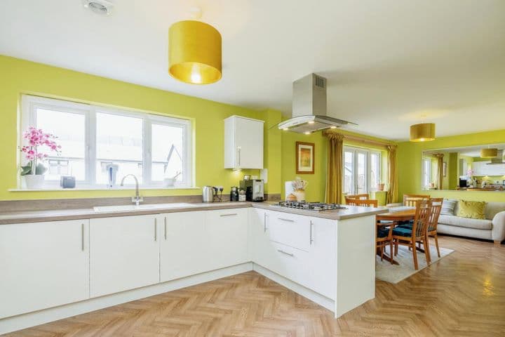 4 bedrooms house for sale in Livingston, United Kingdom - Image 3