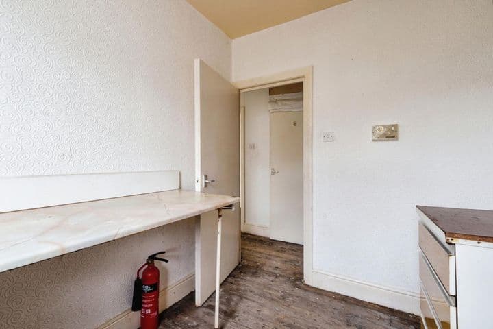 1 bedroom apartment for sale in Morecambe, United Kingdom - Image 15