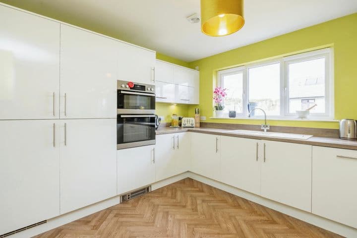 4 bedrooms house for sale in Livingston, United Kingdom - Image 2