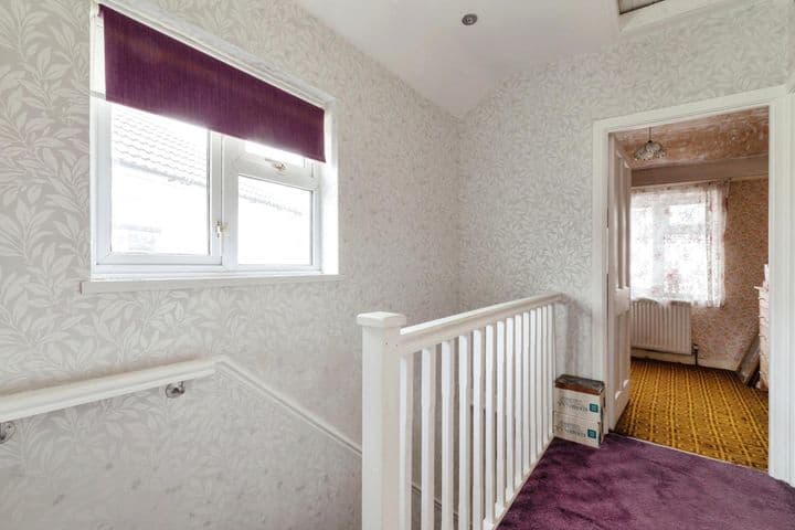 3 bedrooms house for sale in London, United Kingdom - Image 15