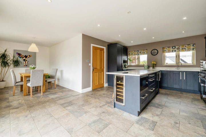 5 bedrooms house for sale in Sturton By Stow, United Kingdom - Image 4