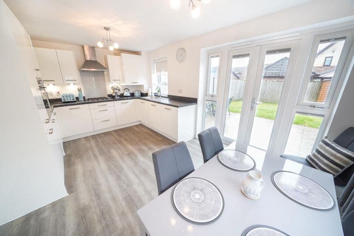 3 bedrooms house for sale in Swansea, United Kingdom - Image 7