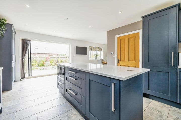 5 bedrooms house for sale in Sturton By Stow, United Kingdom - Image 3