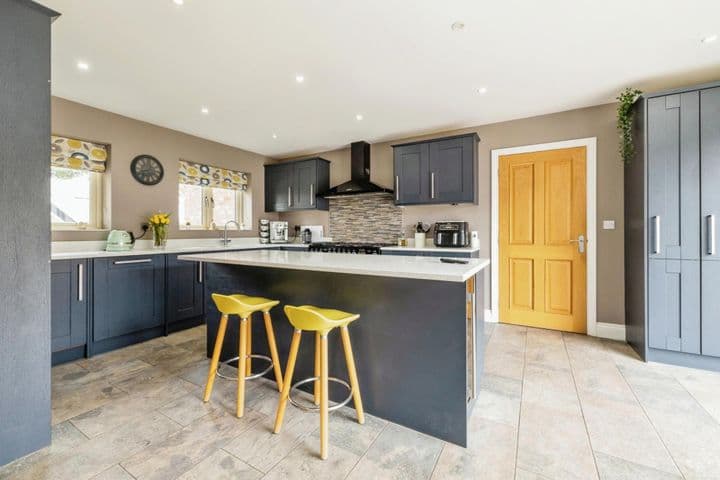 5 bedrooms house for sale in Sturton By Stow, United Kingdom - Image 5