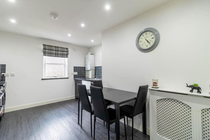 3 bedrooms apartment for sale in Forfar, United Kingdom - Image 7