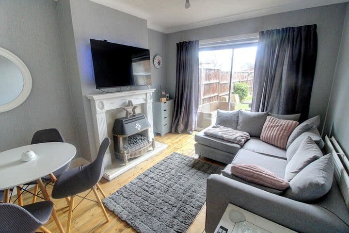 3 bedrooms house for sale in Leicester, United Kingdom - Image 5