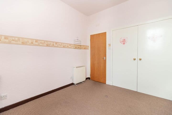 1 bedroom apartment for sale in Dundee, United Kingdom - Image 8