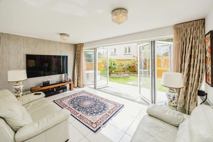 4 bedrooms house for sale in Mirfield, United Kingdom - Image 3