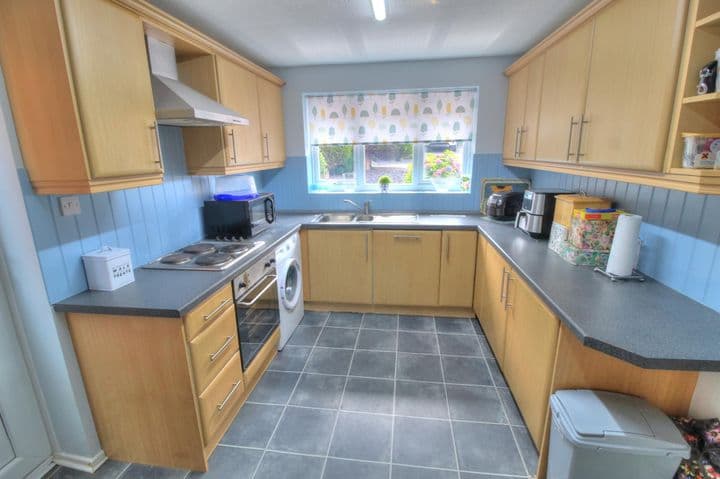 3 bedrooms house for sale in Kidderminster, United Kingdom - Image 8