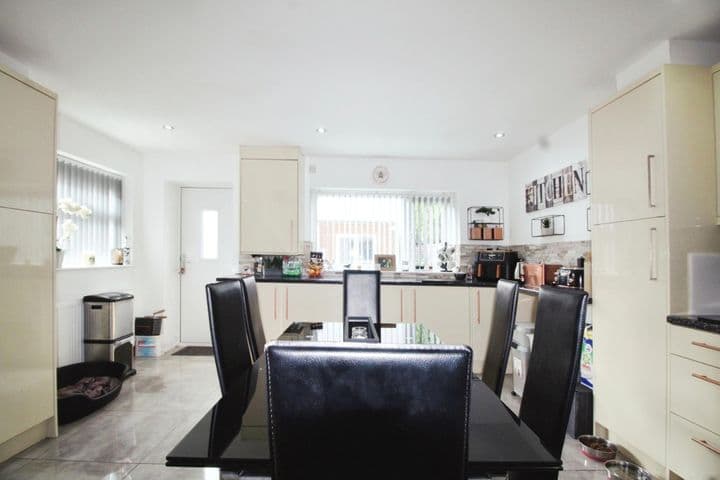 2 bedrooms house for sale in Manchester, United Kingdom - Image 10