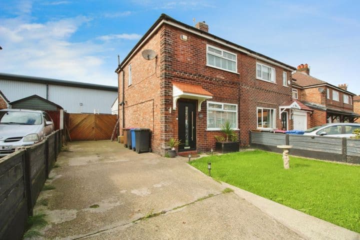 2 bedrooms house for sale in Manchester, United Kingdom - Image 2