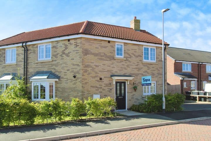 3 bedrooms house for sale in Waddington, United Kingdom - Image 2