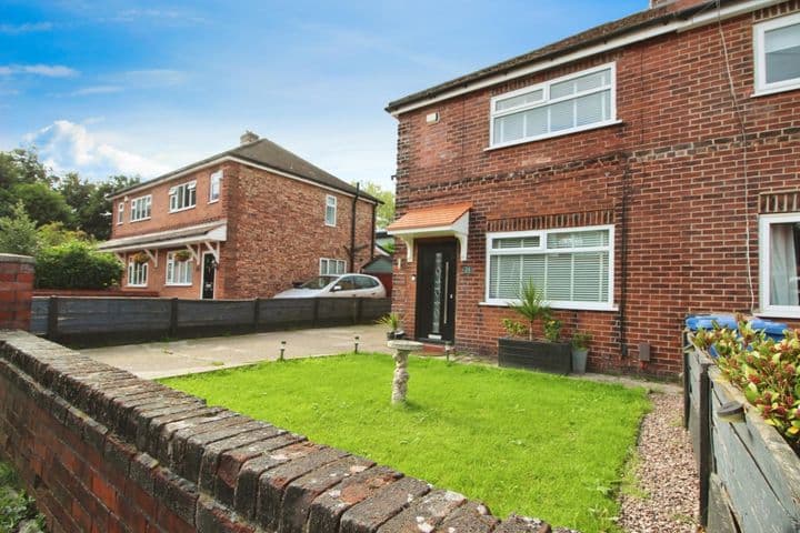 2 bedrooms house for sale in Manchester, United Kingdom - Image 3