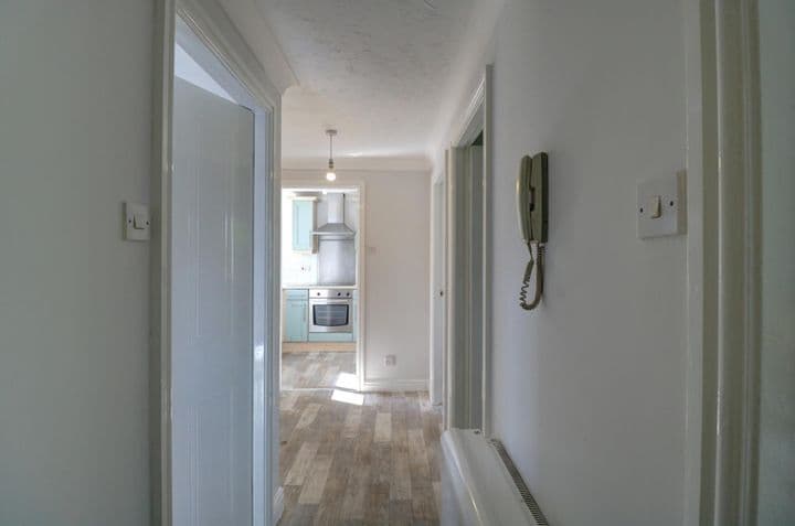 2 bedrooms apartment for sale in Preston, United Kingdom - Image 3