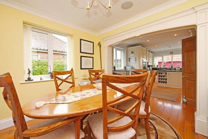 4 bedrooms house for sale in York, United Kingdom - Image 4