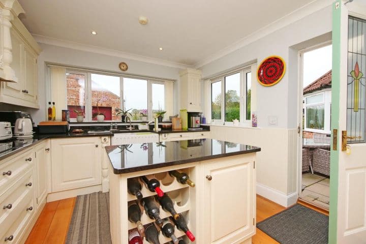 4 bedrooms house for sale in York, United Kingdom - Image 3