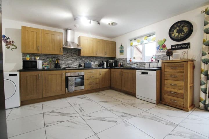 4 bedrooms house for sale in Knottingley, United Kingdom - Image 8