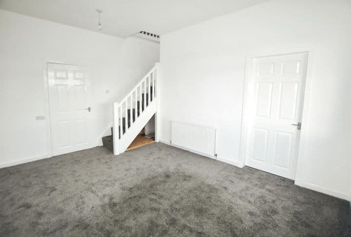 3 bedrooms apartment for sale in Glasgow, United Kingdom - Image 3