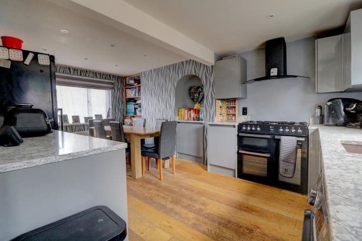 3 bedrooms house for sale in Sturry, United Kingdom - Image 5