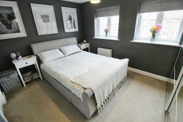 3 bedrooms house for sale in North Hykeham, United Kingdom - Image 10