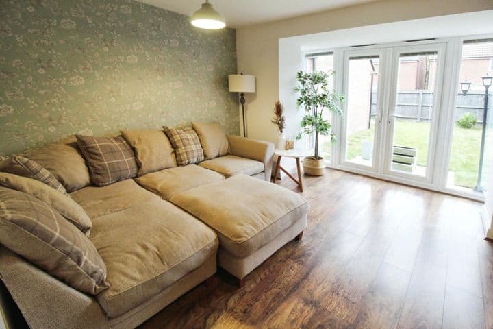 3 bedrooms house for sale in North Hykeham, United Kingdom - Image 7