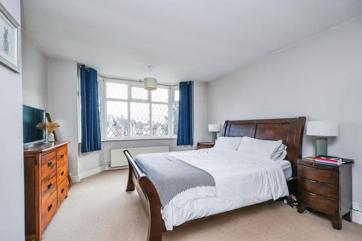 3 bedrooms house for sale in Nottingham, United Kingdom - Image 9