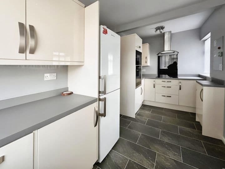2 bedrooms house for sale in Leeds, United Kingdom - Image 3