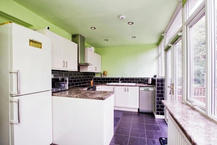 4 bedrooms house for sale in Halifax, United Kingdom - Image 3