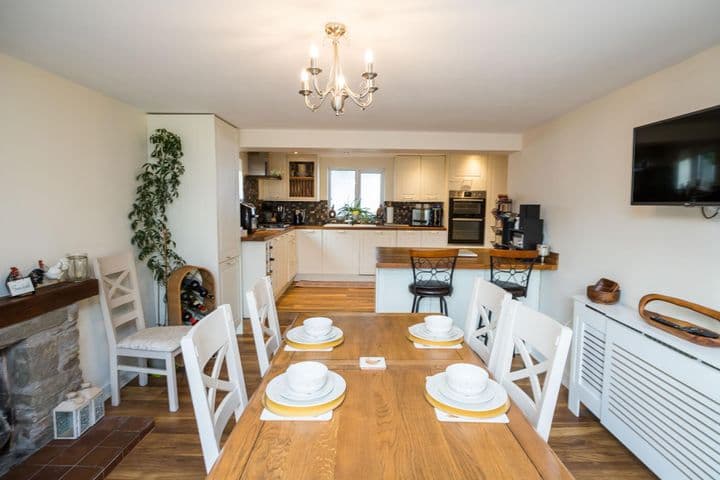 4 bedrooms house for sale in Wrexham County Borough, United Kingdom - Image 8