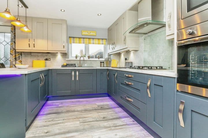 3 bedrooms house for sale in Sheffield, United Kingdom - Image 6