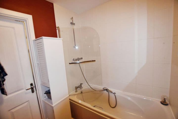 1 bedroom house for sale in Peterborough, United Kingdom - Image 7