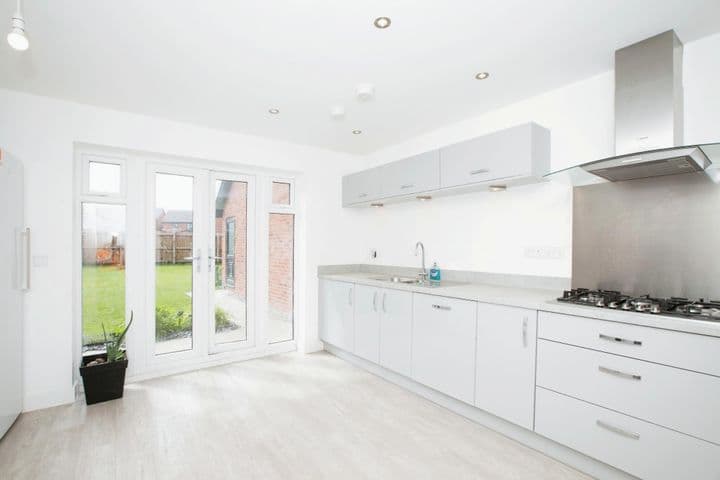 4 bedrooms house for sale in Leyland, United Kingdom - Image 6