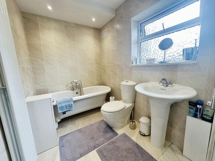 3 bedrooms house for sale in Wolverhampton, United Kingdom - Image 12