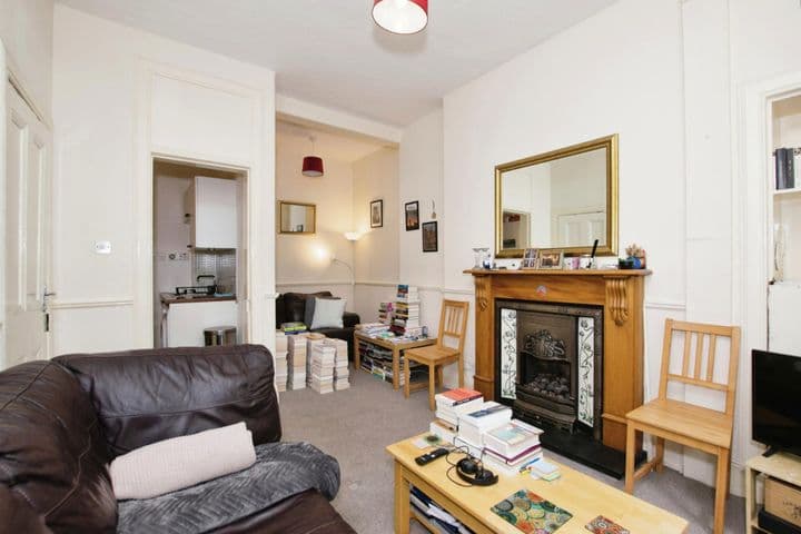 1 bedroom apartment for sale in Edinburgh City Centre, United Kingdom - Image 3