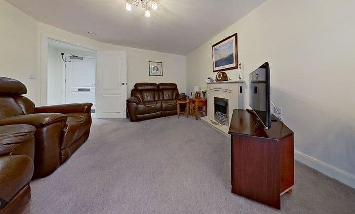 2 bedrooms apartment for sale in Stockport, United Kingdom - Image 5