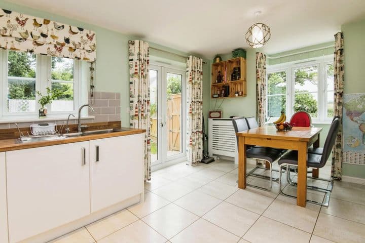 3 bedrooms house for sale in Exeter, United Kingdom - Image 3